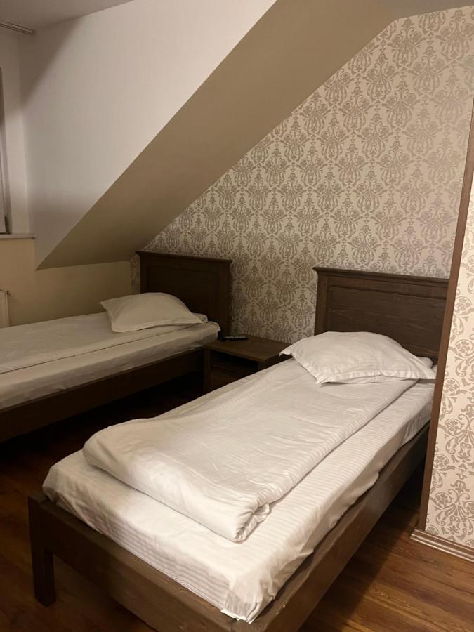 Pensiunea Diana Hotel Fagaras Exterior photo